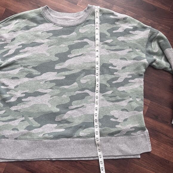 Camo Sweatshirt Women's XXL Time and Tru Split Sides Cotton Blend Green Gray - Picture 4 of 11